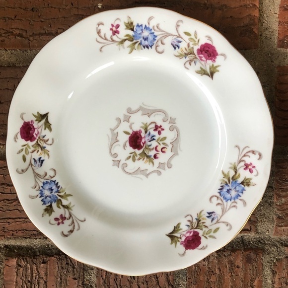 Set of 2 Favolina Karolina Made in Poland Bread & Butter Plates Summer Garden - Picture 3 of 7